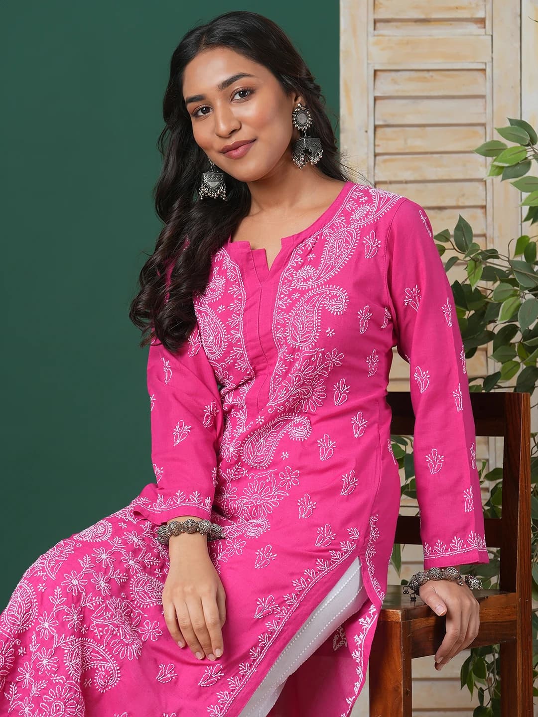 Ada Magenta Cotton Lucknowi Chikankari Straight Kurta A411676