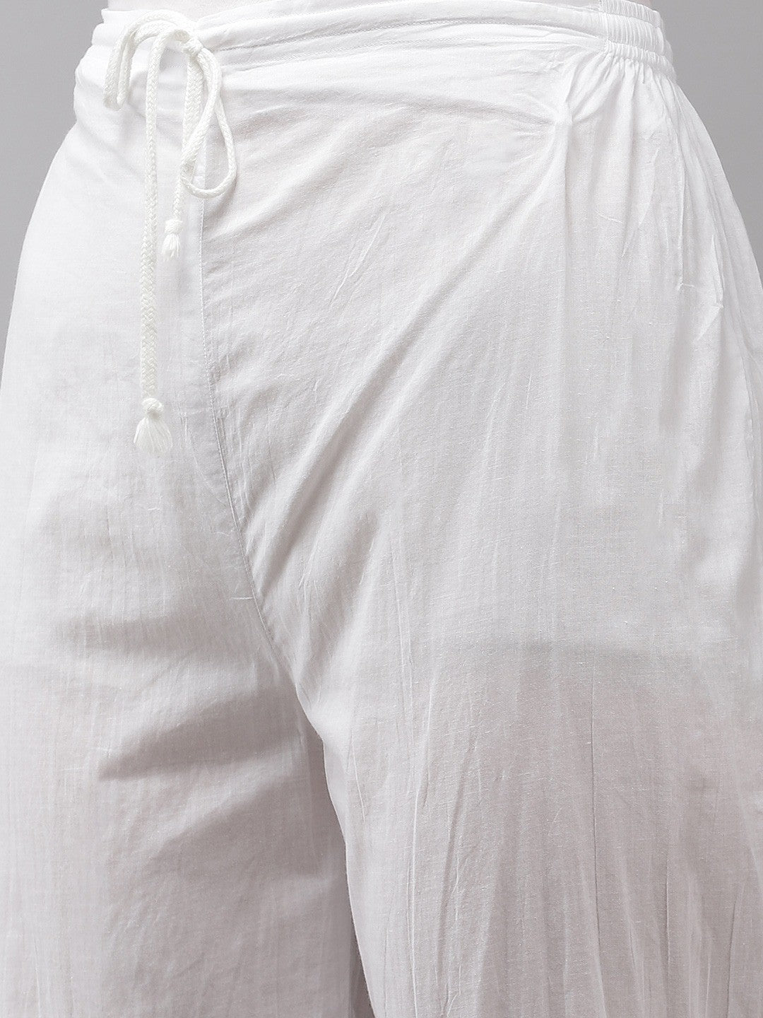 Ada Hand Embroidered White Georgette Lucknowi Chikankari Kurta Set A811216