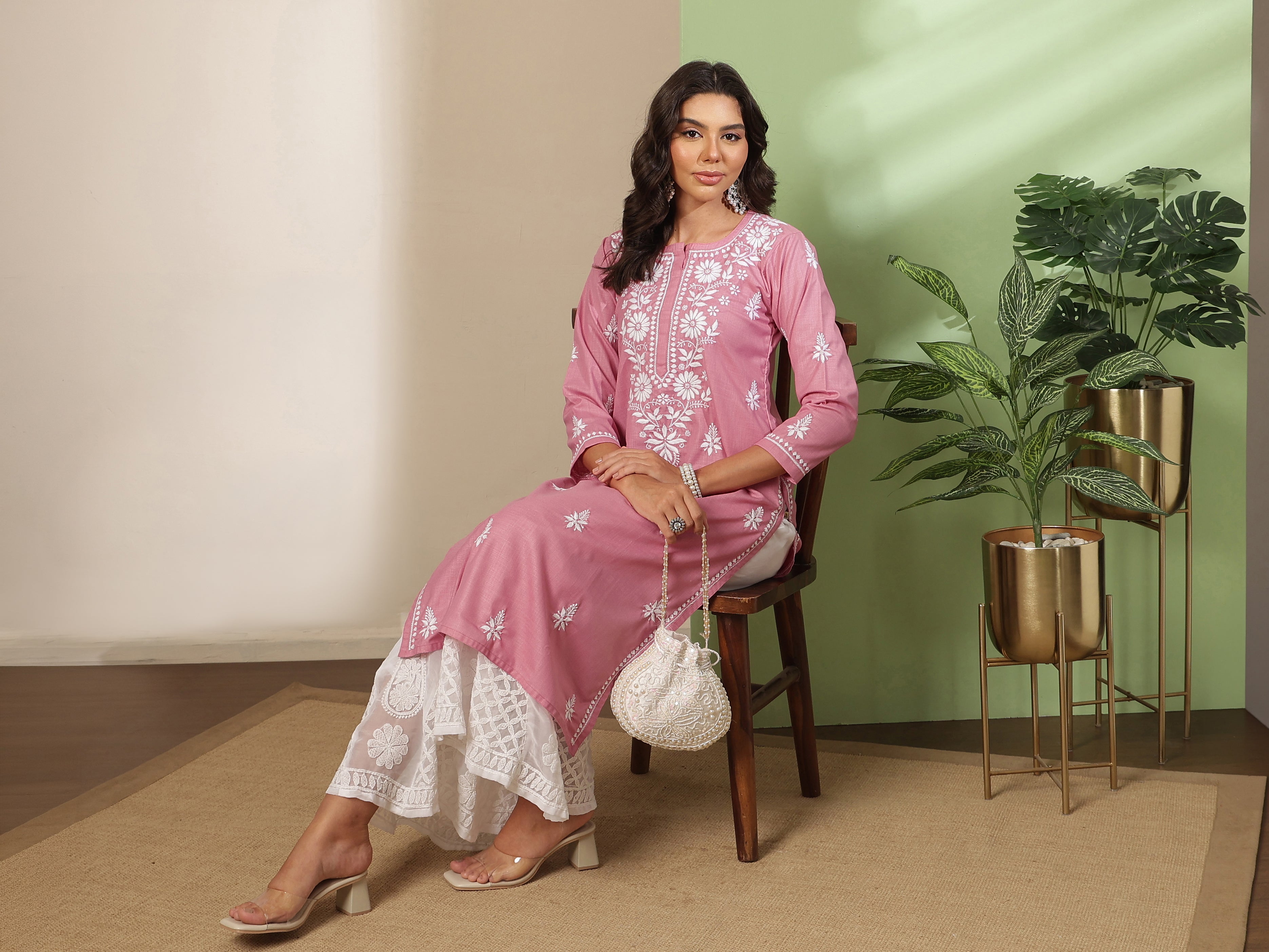 Ada Hand Embroidered Onion Pink Cotton Lucknow Chikankari Kurta A411817