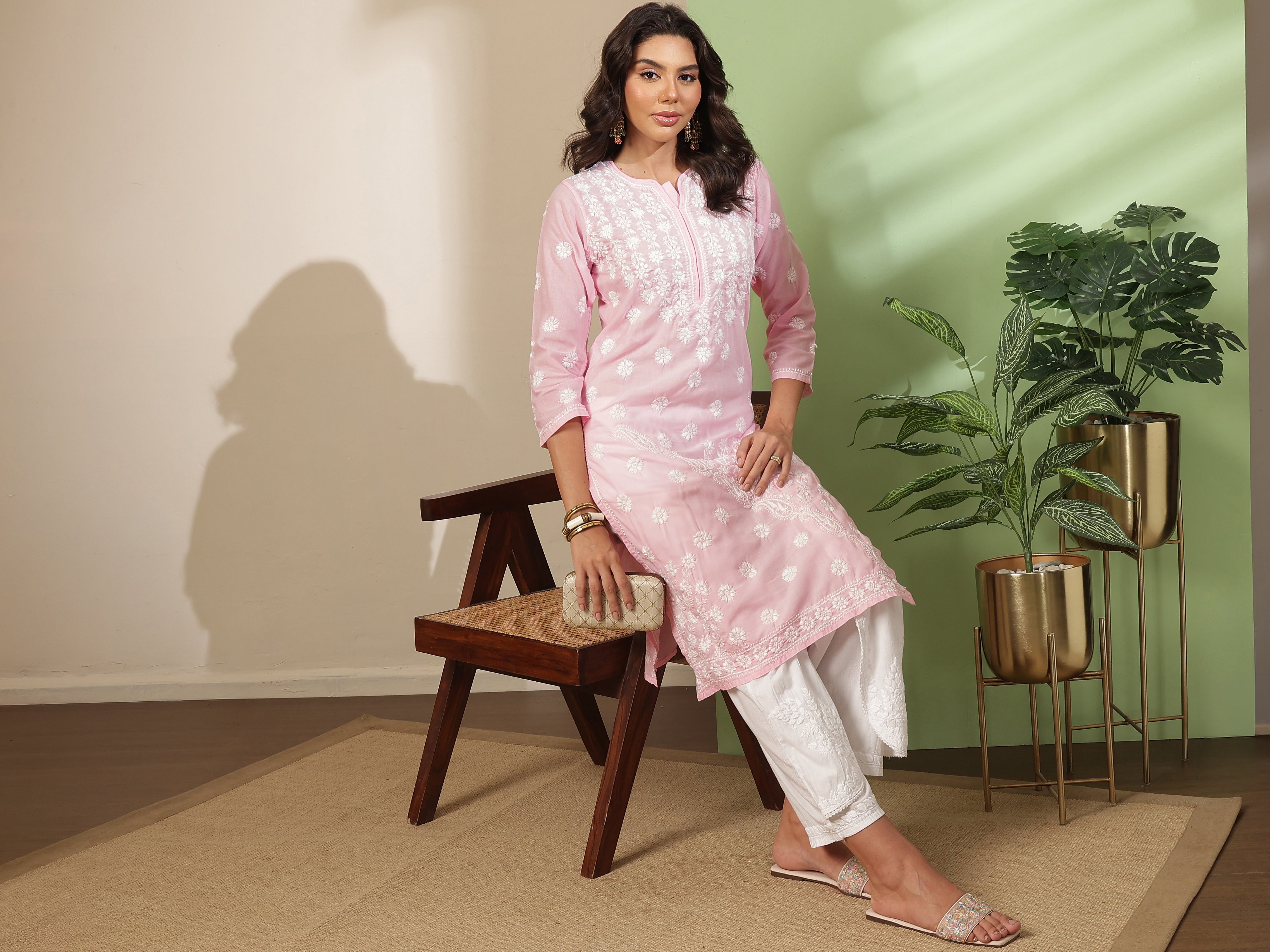 Ada Hand Embroidered Pink Cotton Lucknow Chikankari Straight Kurta – A130721