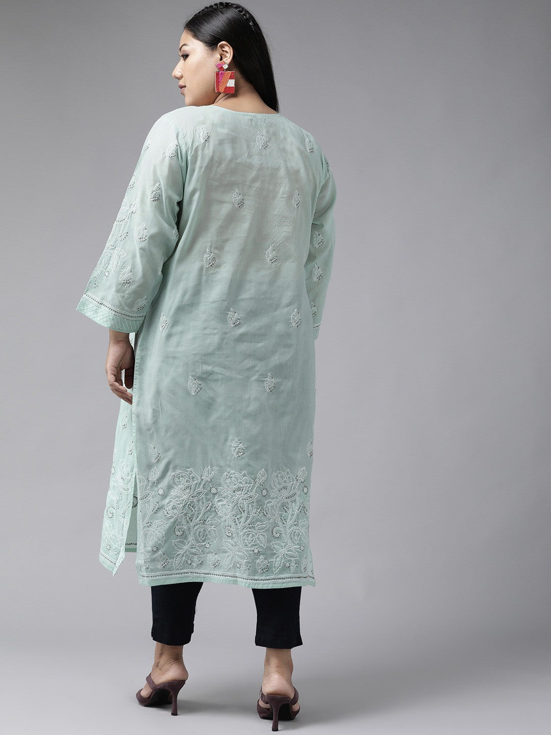 Ada Hand Embroidered Grey Cotton Lucknowi Chikankari Straight Kurta A230001