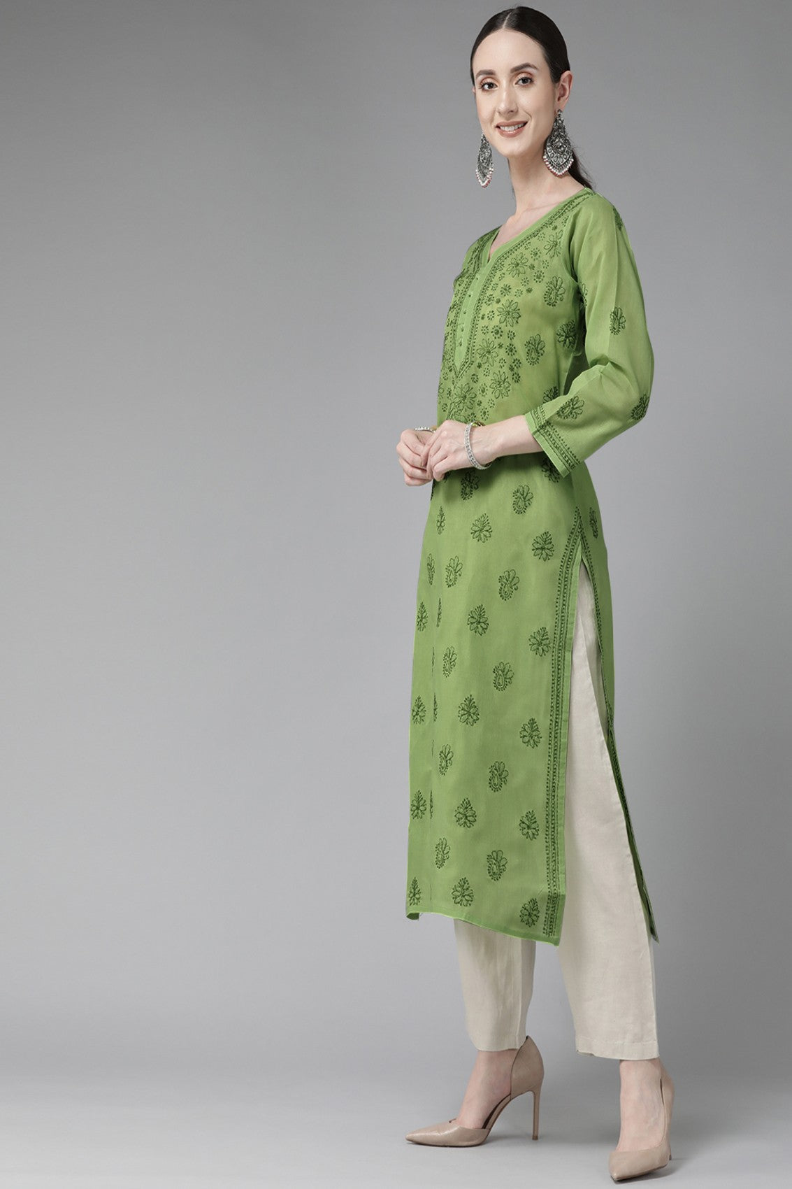 Ada Hand Embroidered Green Cotton Lucknowi Chikankari Straight Kurta A231409
