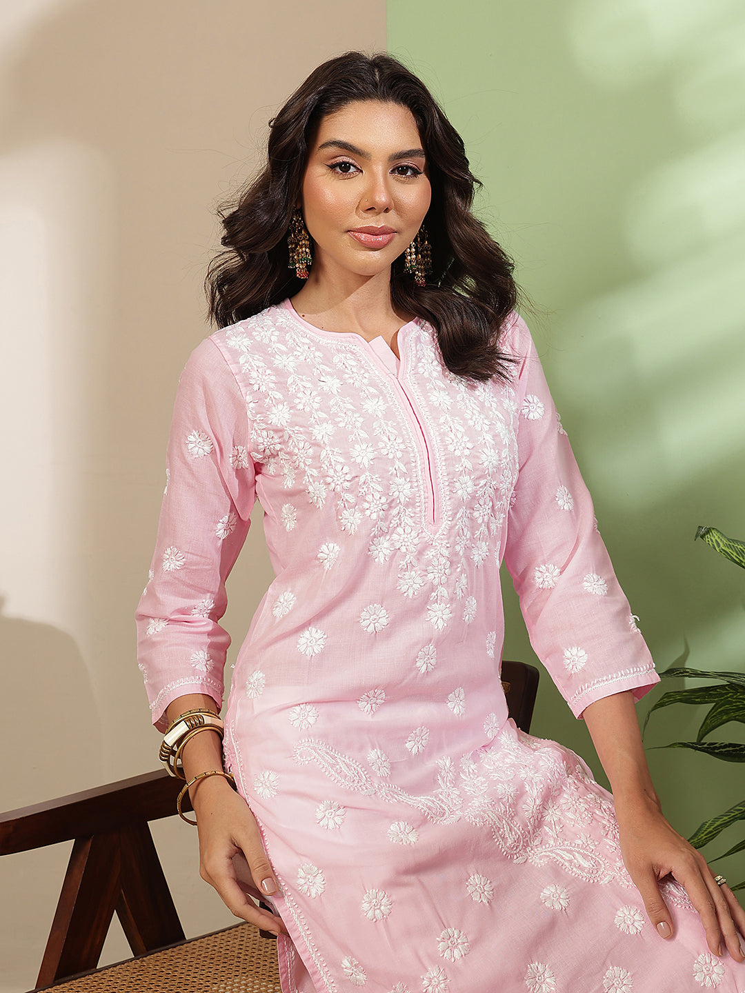 Ada Hand Embroidered Pink Cotton Lucknow Chikankari Straight Kurta – A130721
