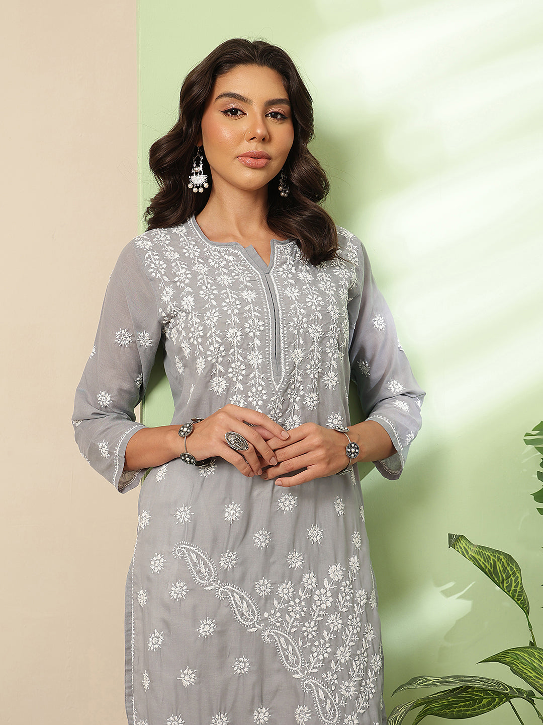 Ada Hand Embroidered Grey Cotton Lucknowi Chikankari Straight Kurta A411168