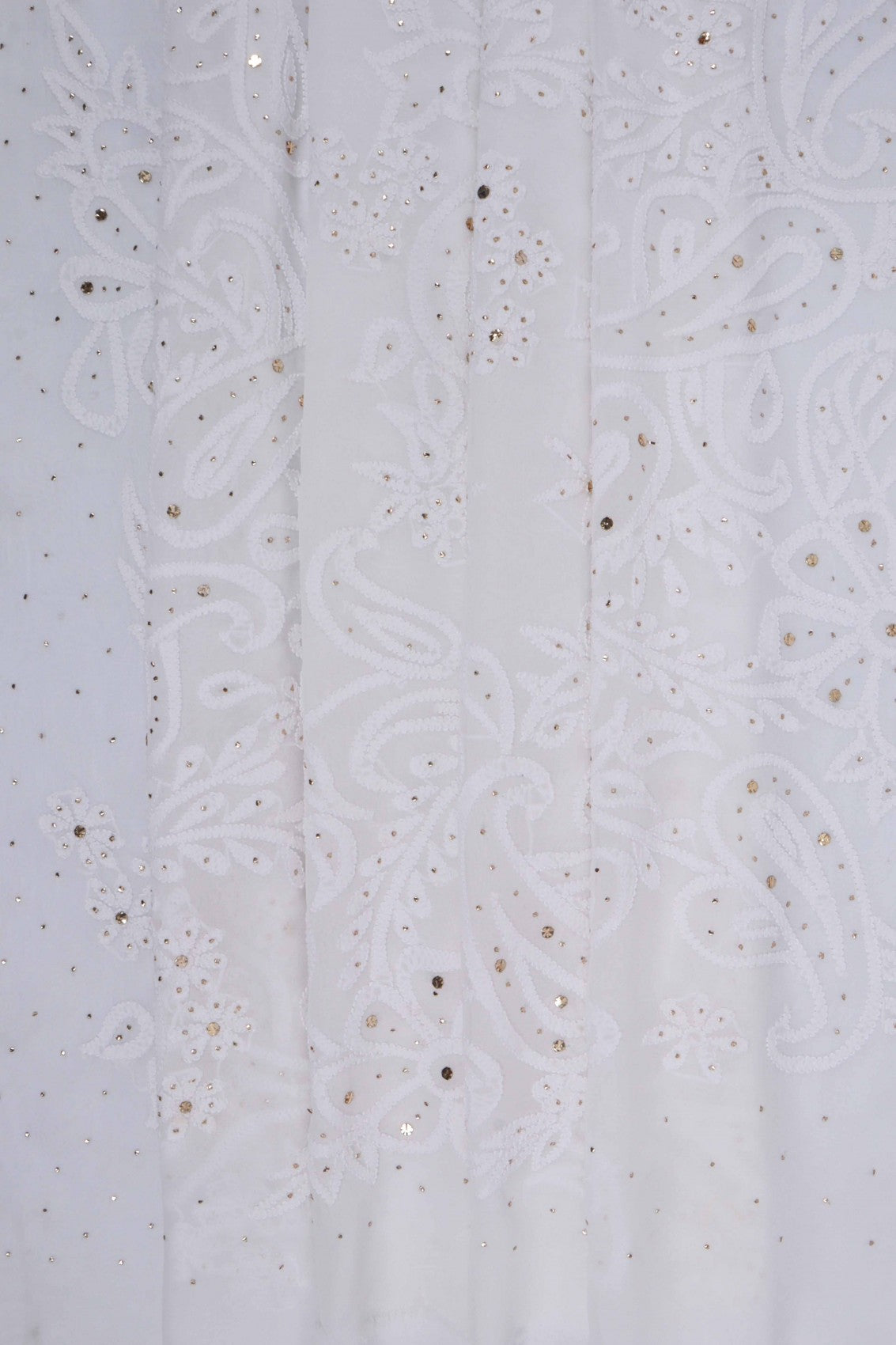 Ada Hand Embroidered White Georgette Lucknowi Chikankari Saree/Blouse With Muqaish Work 01A179414
