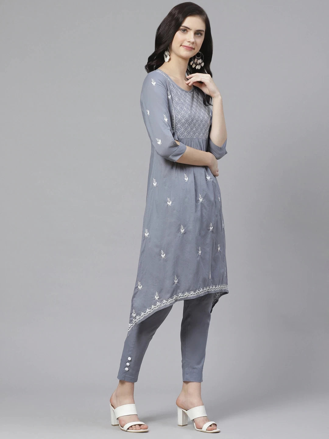 Ada Hand Embroidered Grey Cotton Lucknowi Chikankari A-Line Kurta With Trouser A100338