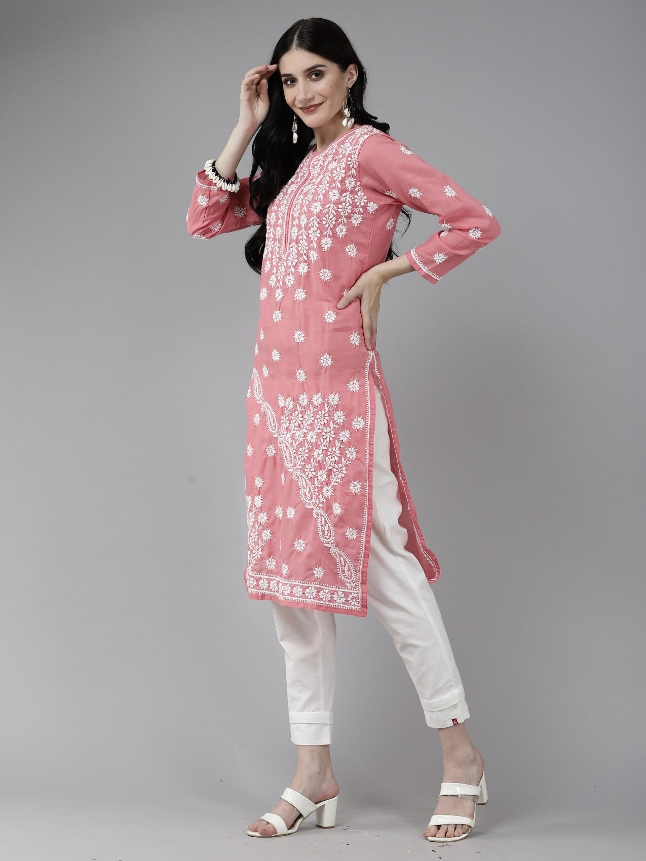 Ada Hand Embroidered Peach Cotton Lucknow Chikankari Straight Kurta A411401
