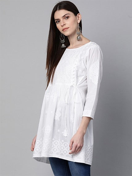 Ada Hand Embroidered White Cotton Lucknowi Chikankari Kurti A100427