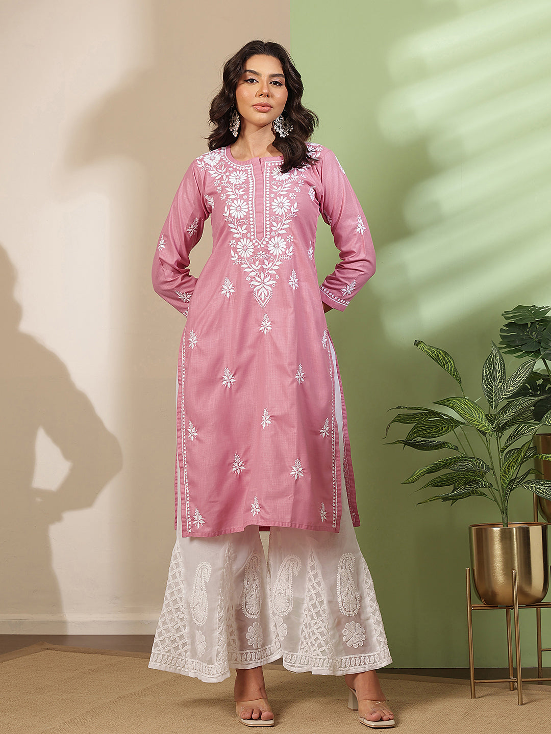 Ada Hand Embroidered Onion Pink Cotton Lucknow Chikankari Kurta A411817