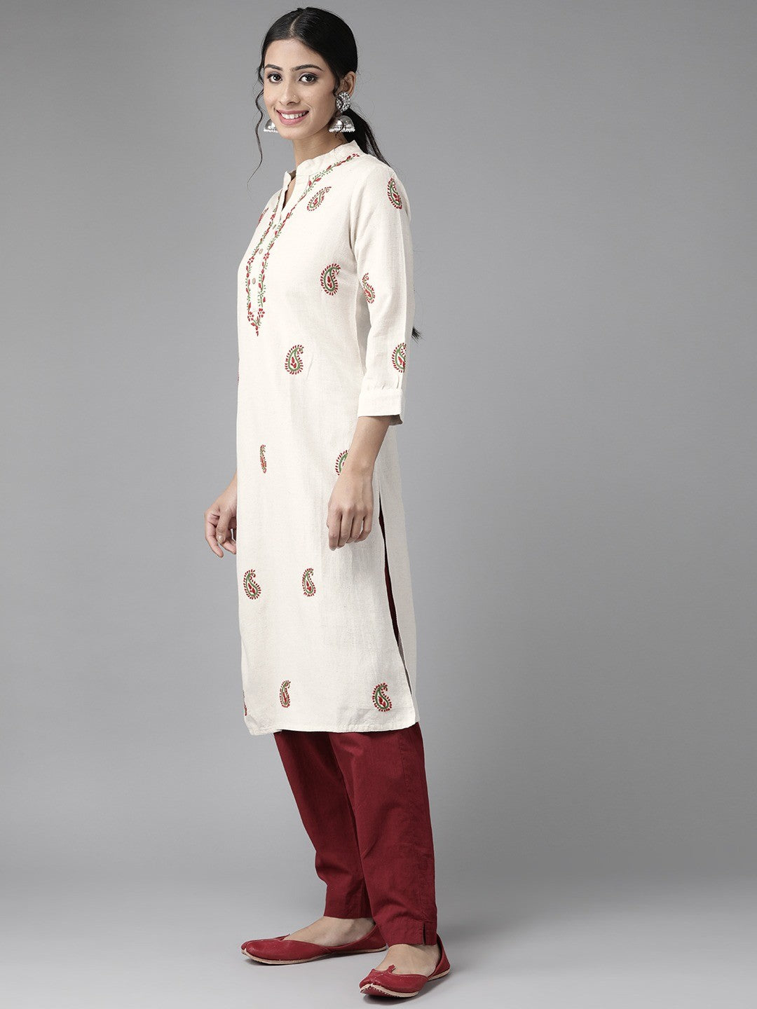 Ada Hand Embroidered Off White Khadi Lucknowi Chikankari Straight Kurta A411173