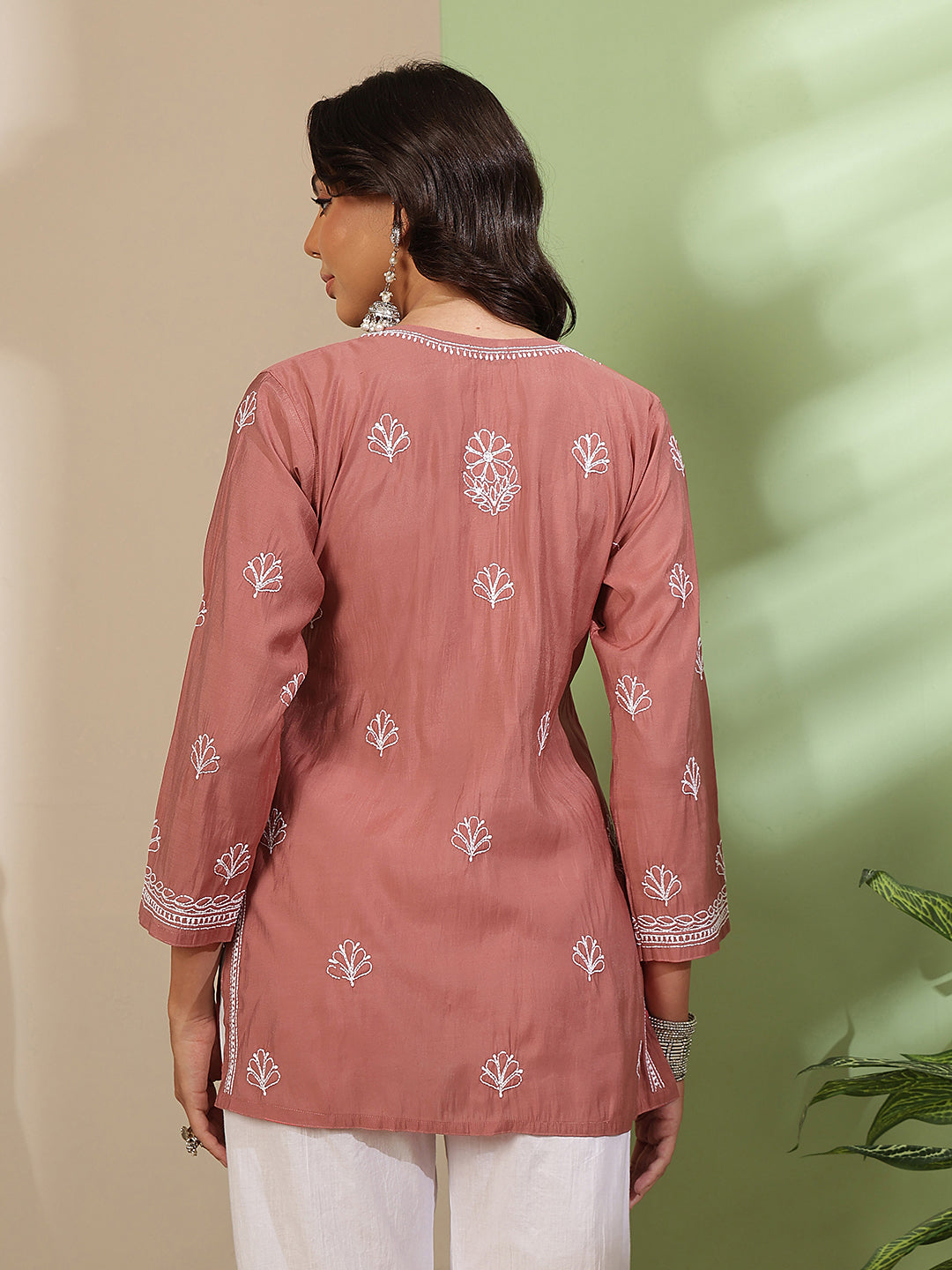 Ada Hand Embroidered Dusty Pink Chanderi Silk Lucknowi Chikankari Short Kurti A911565