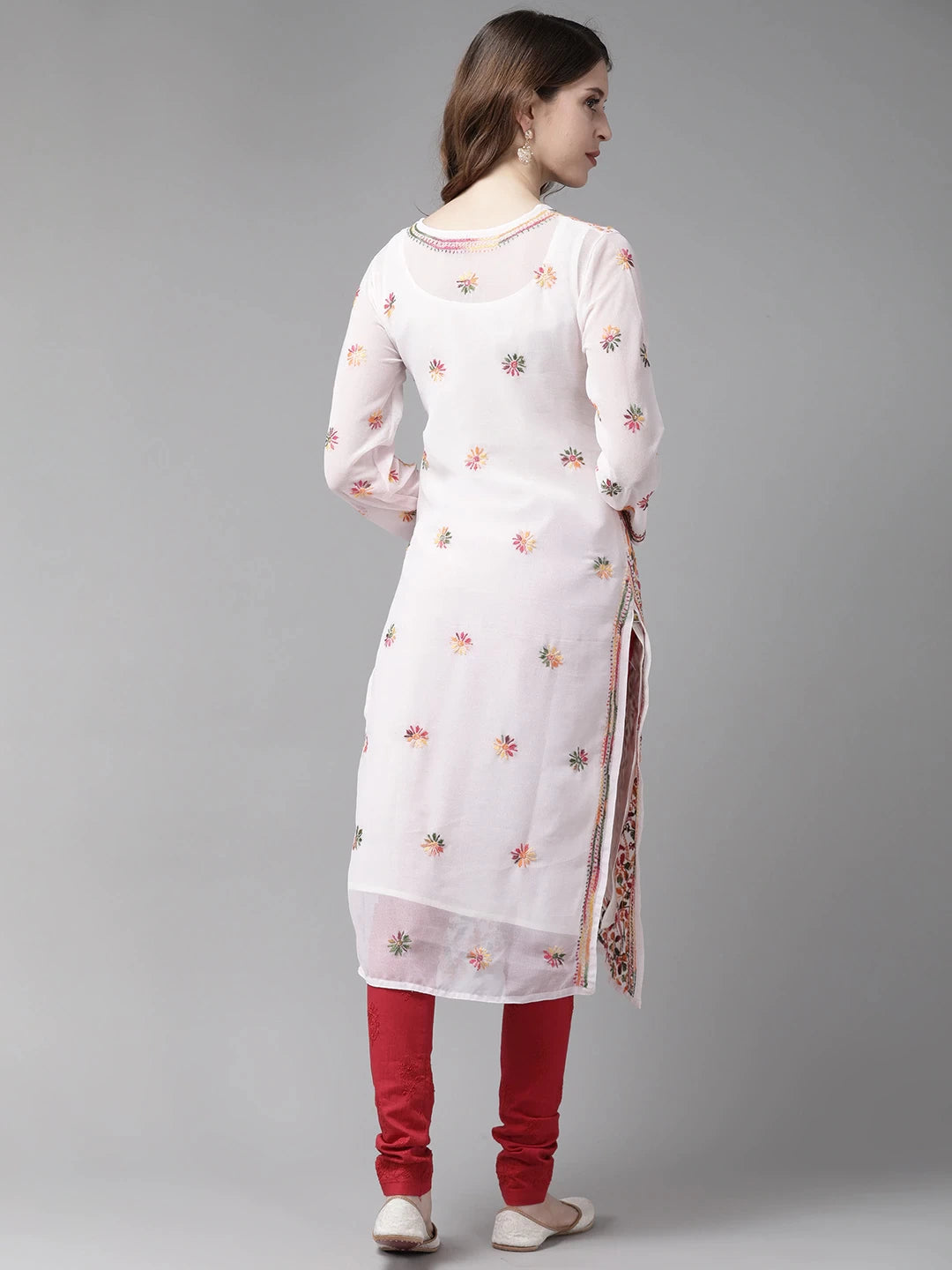 Ada Hand Embroidered White Georgette Lucknowi Chikankari Kurta Set With Slip A811188