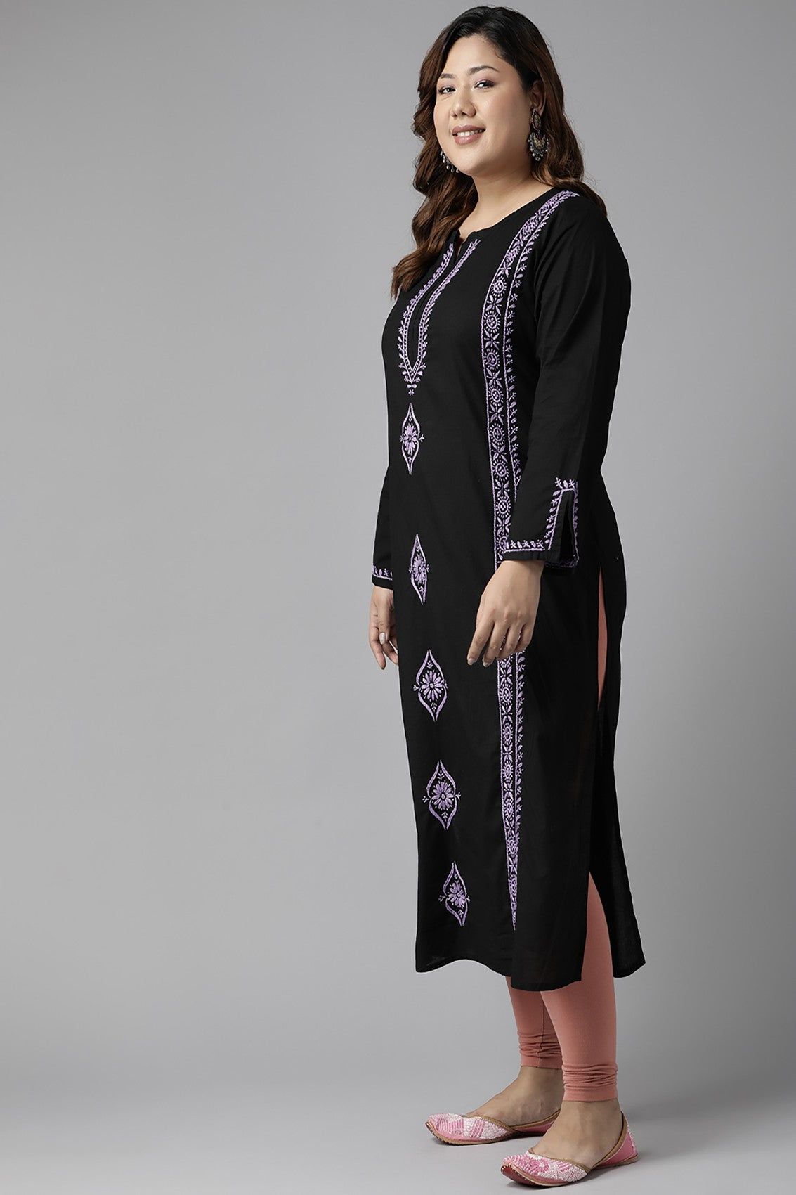 Ada Hand Embroidered Black Cotton Lucknowi Chikankari Straight Kurta A411394