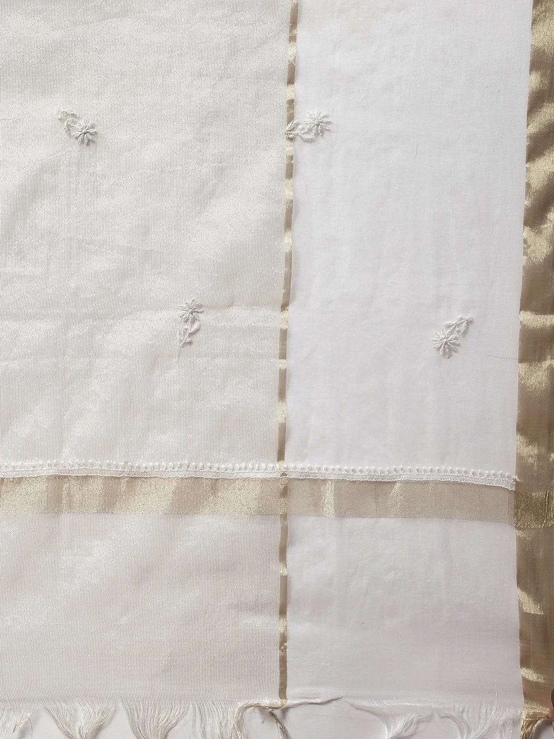 Ada Hand Embroidered White Tissue Lucknowi Chikankari Dupatta A100578