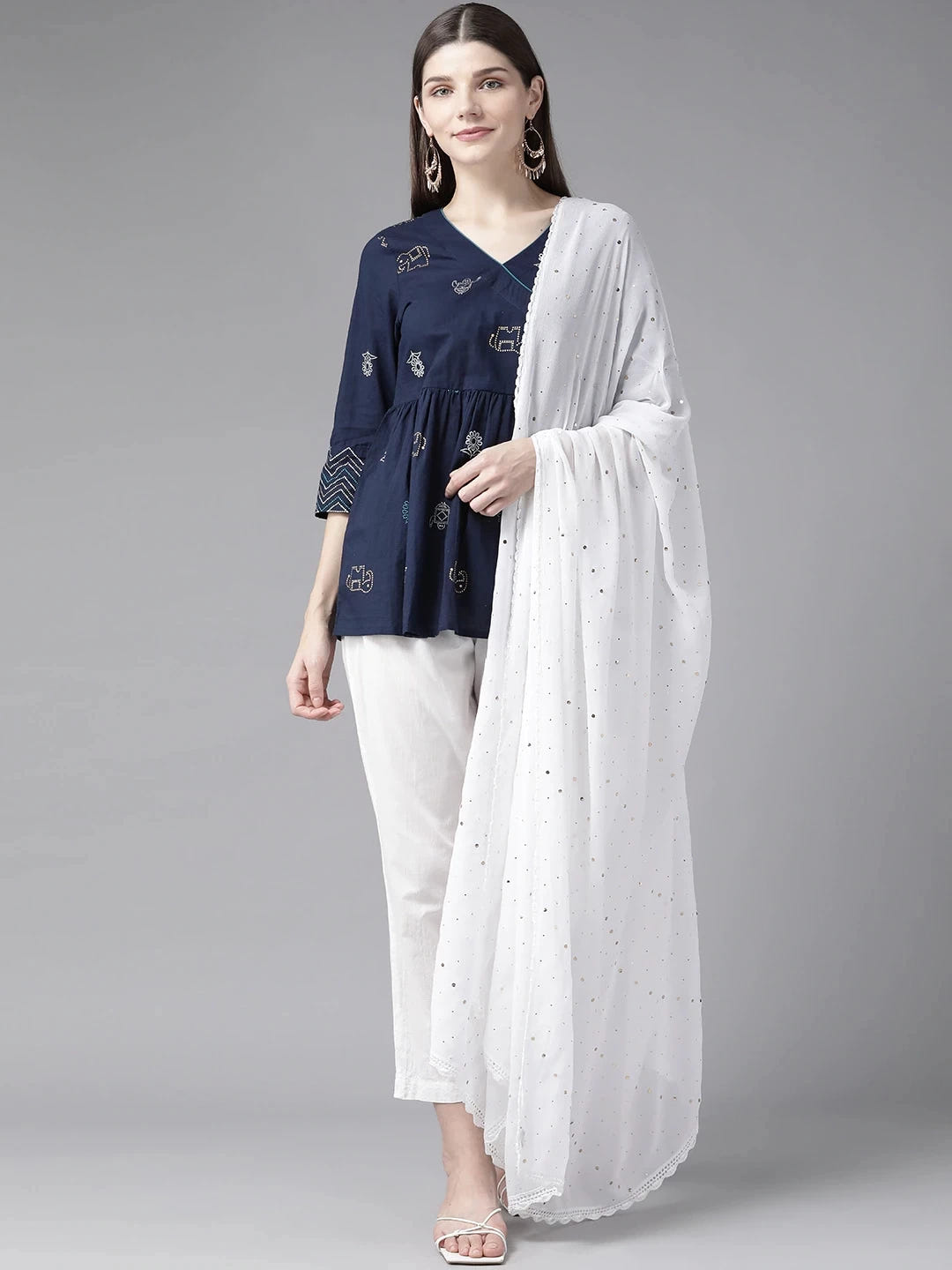 Ada Hand Embroidered White Georgette Lucknowi Chikankari Dupatta With Muqaish Work A511192