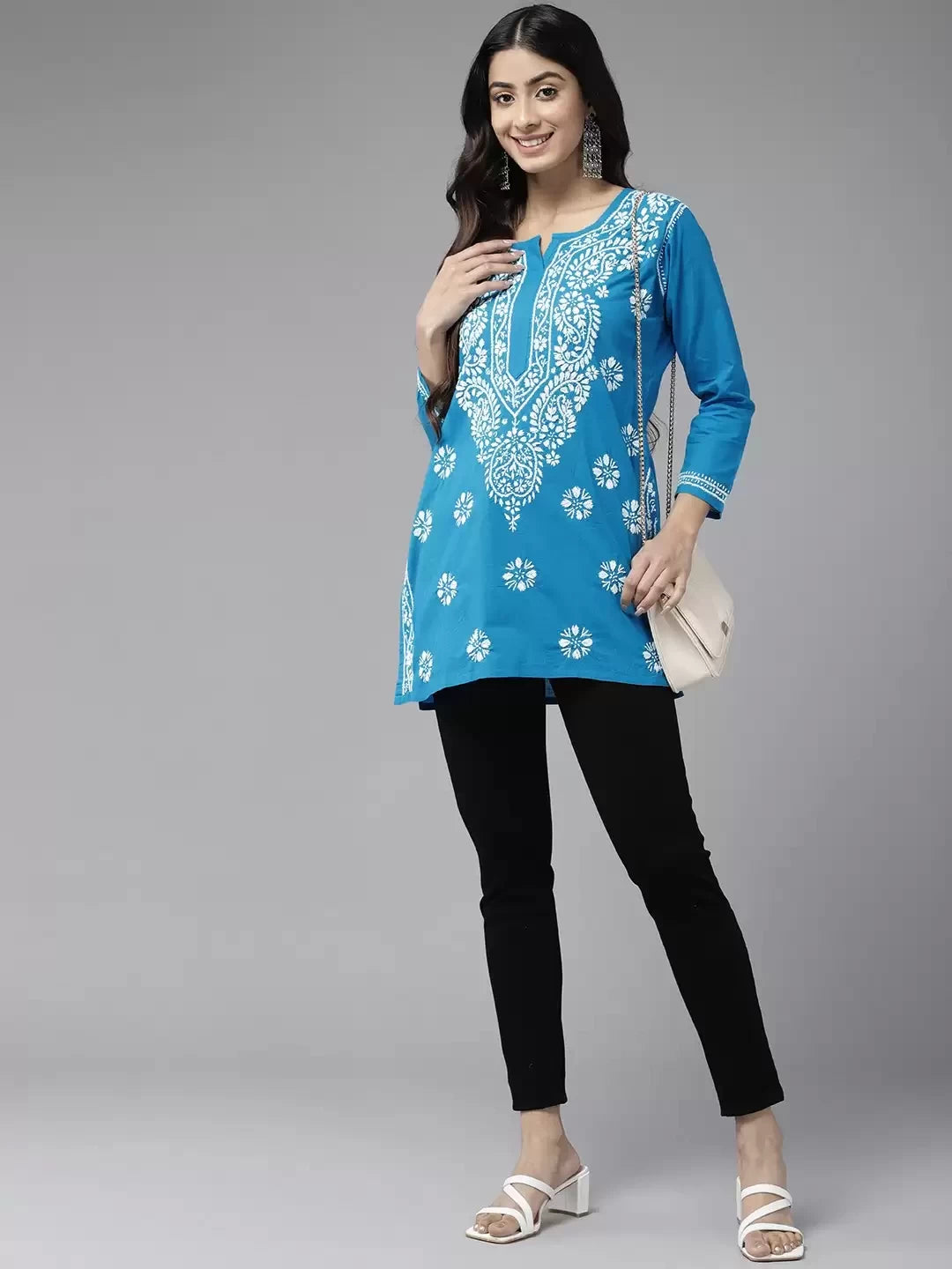 Ada Hand Embroidered Blue Cotton Lucknowi Chikankari Straight Kurti A911283