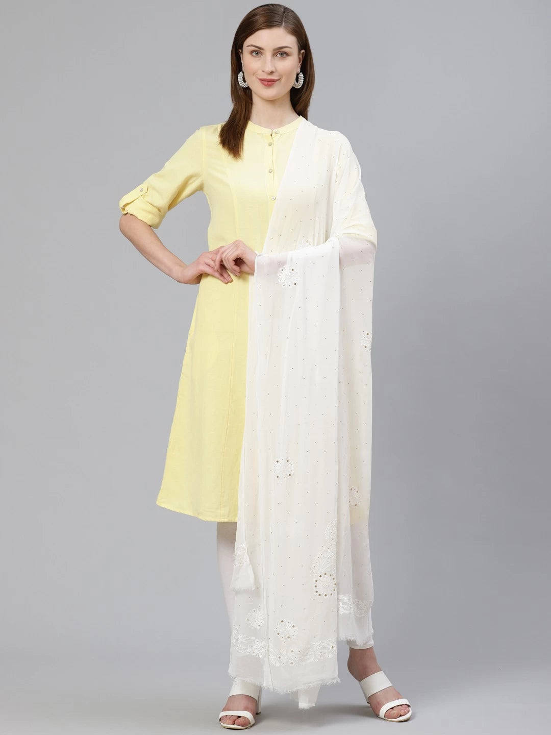 Ada Hand Embroidered White Georgette Lucknowi Chikankari Dupatta With Muqaish Work A100489