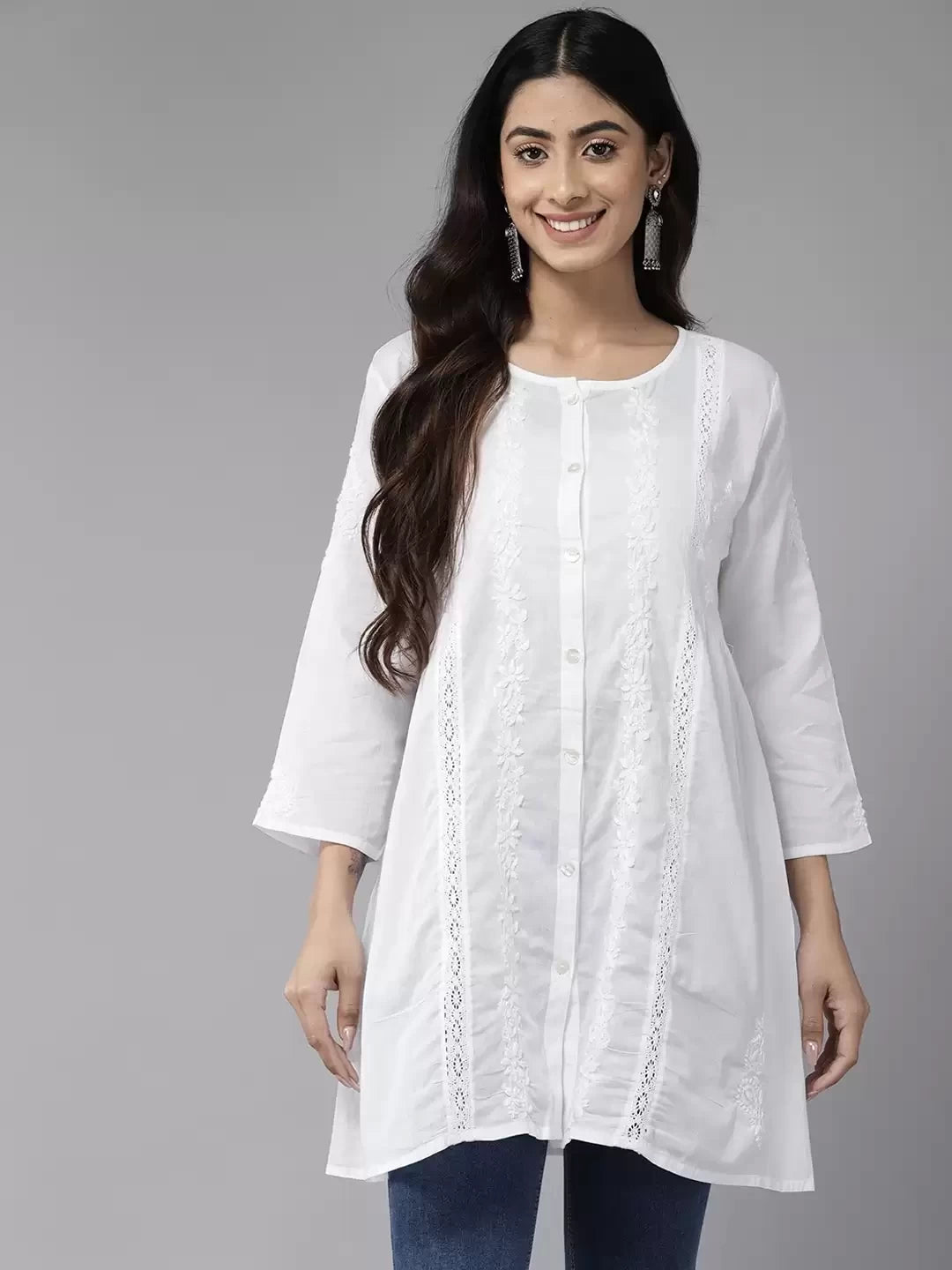 Ada Hand Embroidered White Pure Cotton Lucknowi Chikankari Straight Shirt A911284