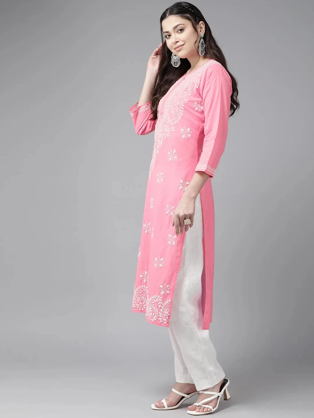 Ada Hand Embroidered Pink Cotton Lucknowi Chikankari Straight Kurta A411438