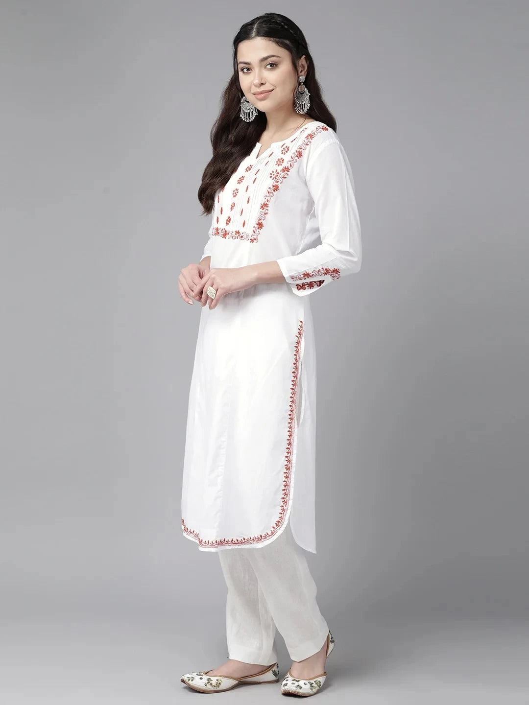Ada Hand Embroidered White Cotton Lucknowi Chikankari Straight Kurta A411455