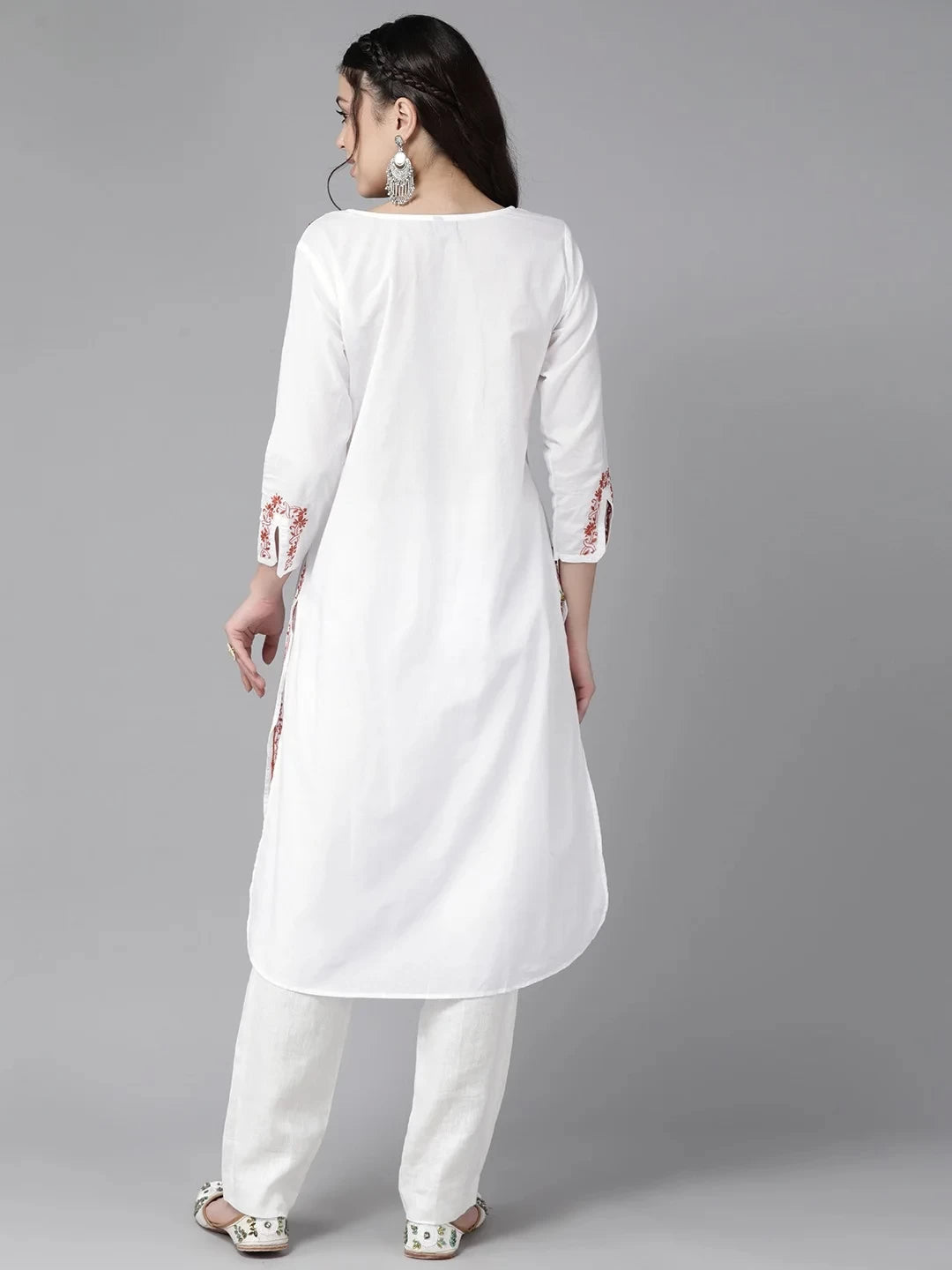 Ada Hand Embroidered White Cotton Lucknowi Chikankari Straight Kurta A411455