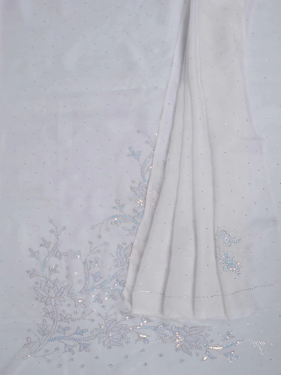 Ada Hand Embroidered White Organza Lucknowi Chikankari Unstitched Kurta Dupatta Set With Muqaish Work 01A191975