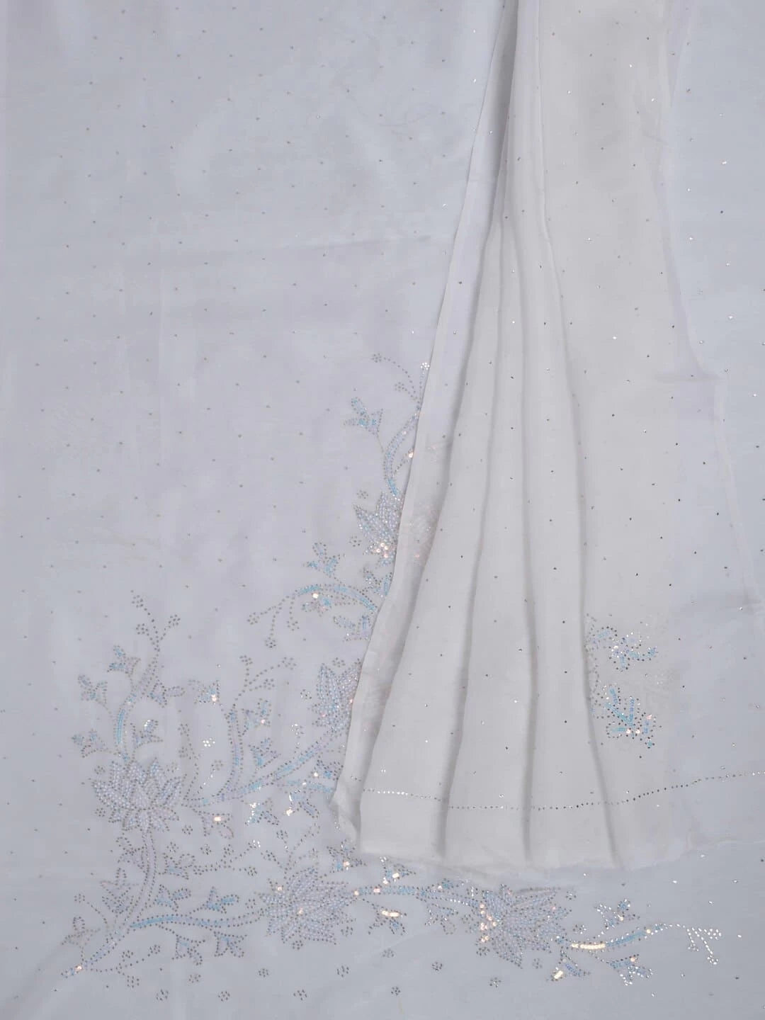 Ada Hand Embroidered White Organza Lucknowi Chikankari Unstitched Kurta Dupatta Set With Muqaish Work 01A191975
