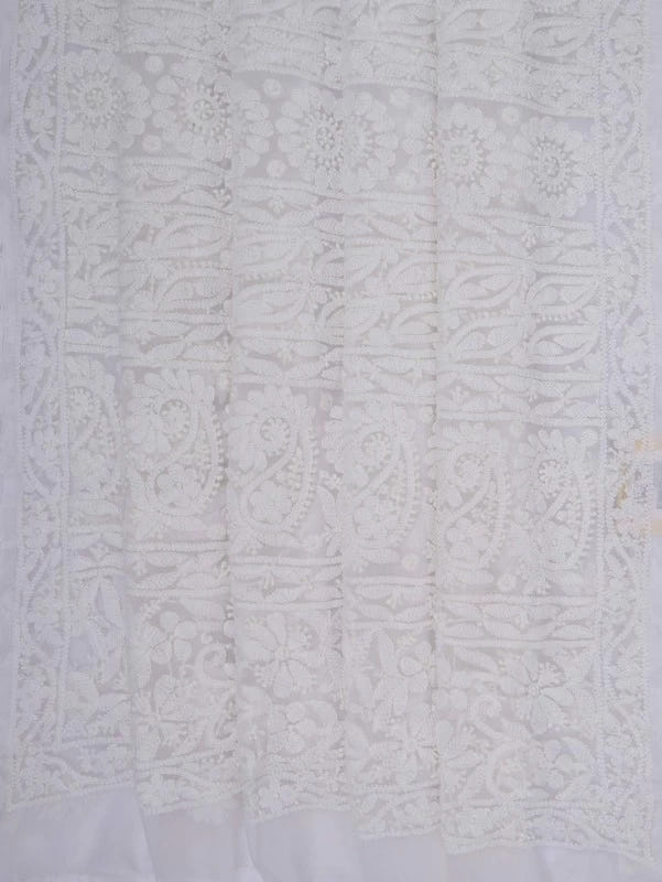 Ada Hand Embroidered White Georgette Lucknowi Chikankari Saree With Blouse 01A135423