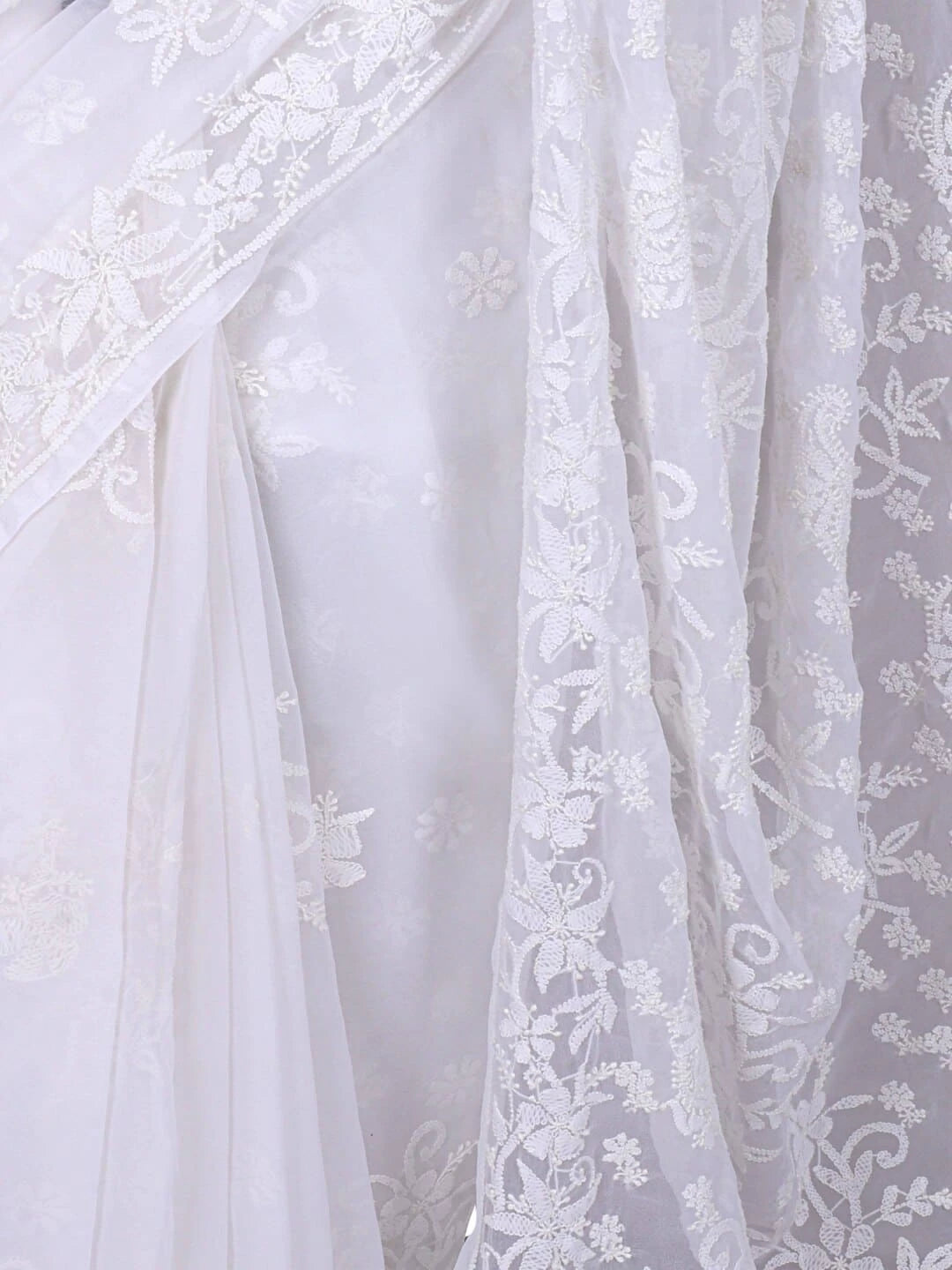 Ada Hand Embroidered White Georgette Lucknowi Chikankari Saree With Blouse A497192