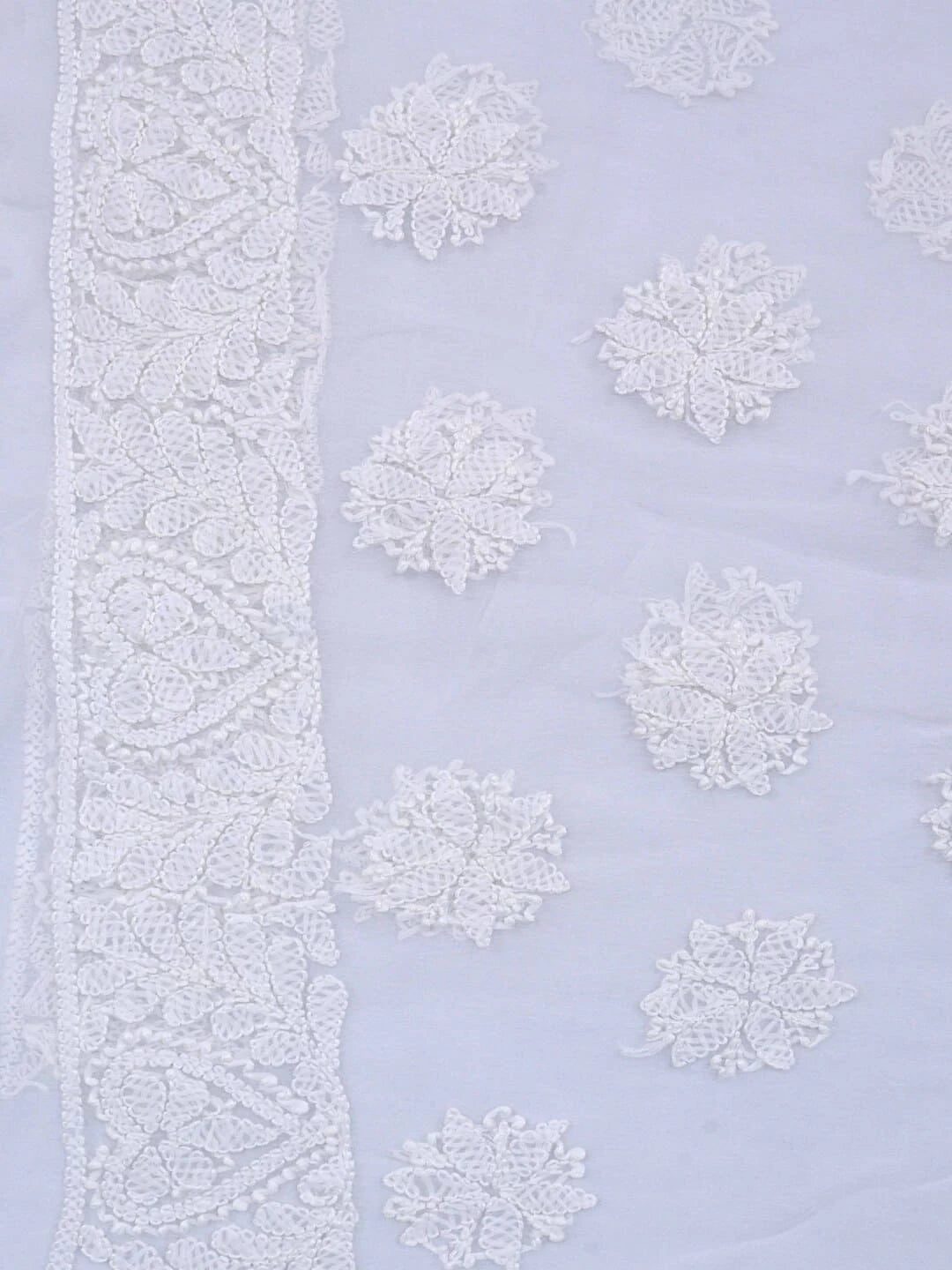 Ada Hand Embroidered White Georgette Lucknowi Chikankari Saree With Blouse 01A238158