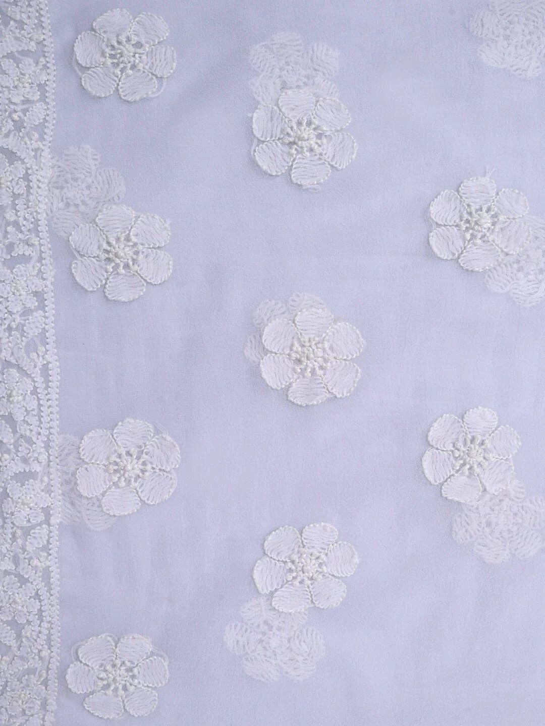 Ada Hand Embroidered White Georgette Lucknowi Chikankari Saree With Blouse 01A103944