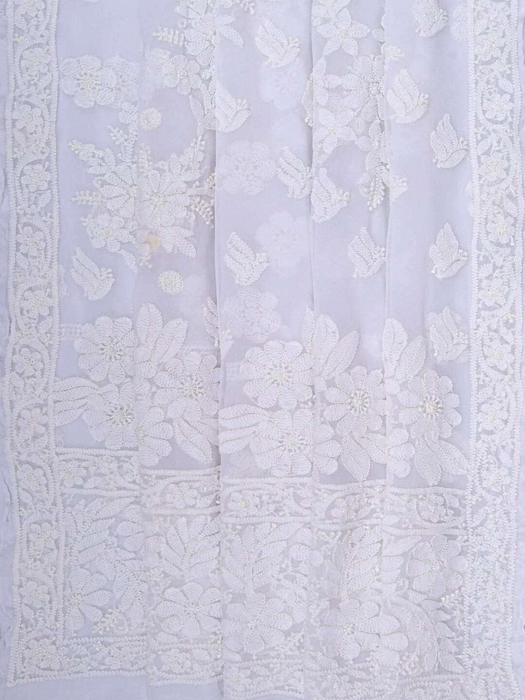 Ada Hand Embroidered White Georgette Lucknowi Chikankari Saree With Blouse 01A103944