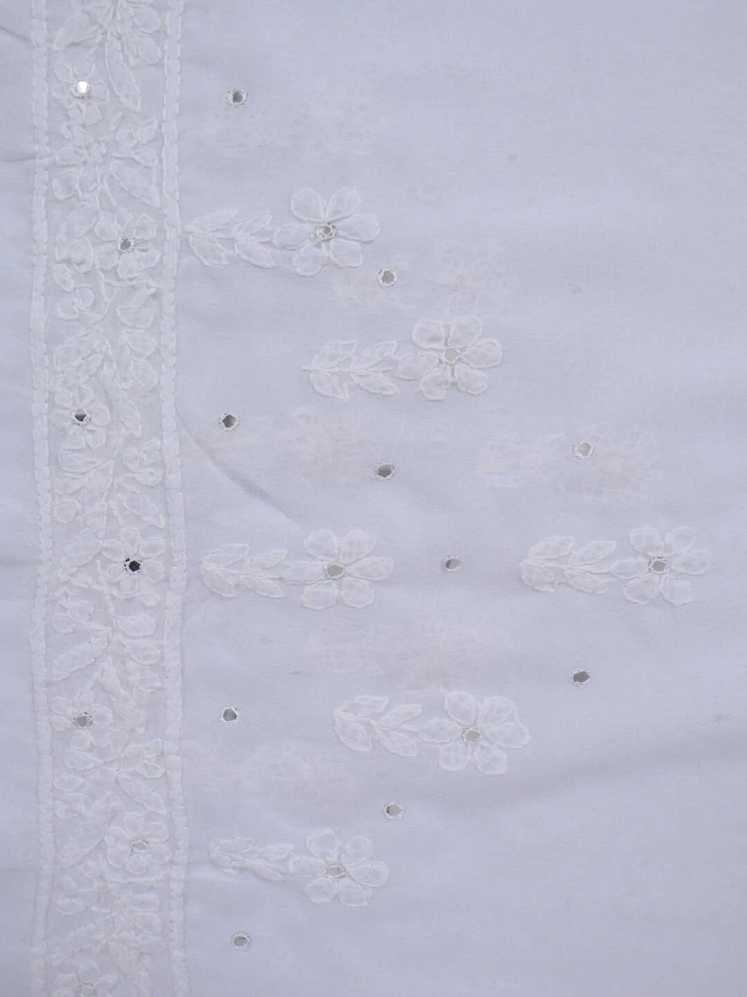Ada Hand Embroidered White Georgette Lucknowi Chikankari Saree/Blouse With Mirror Work 01A38666