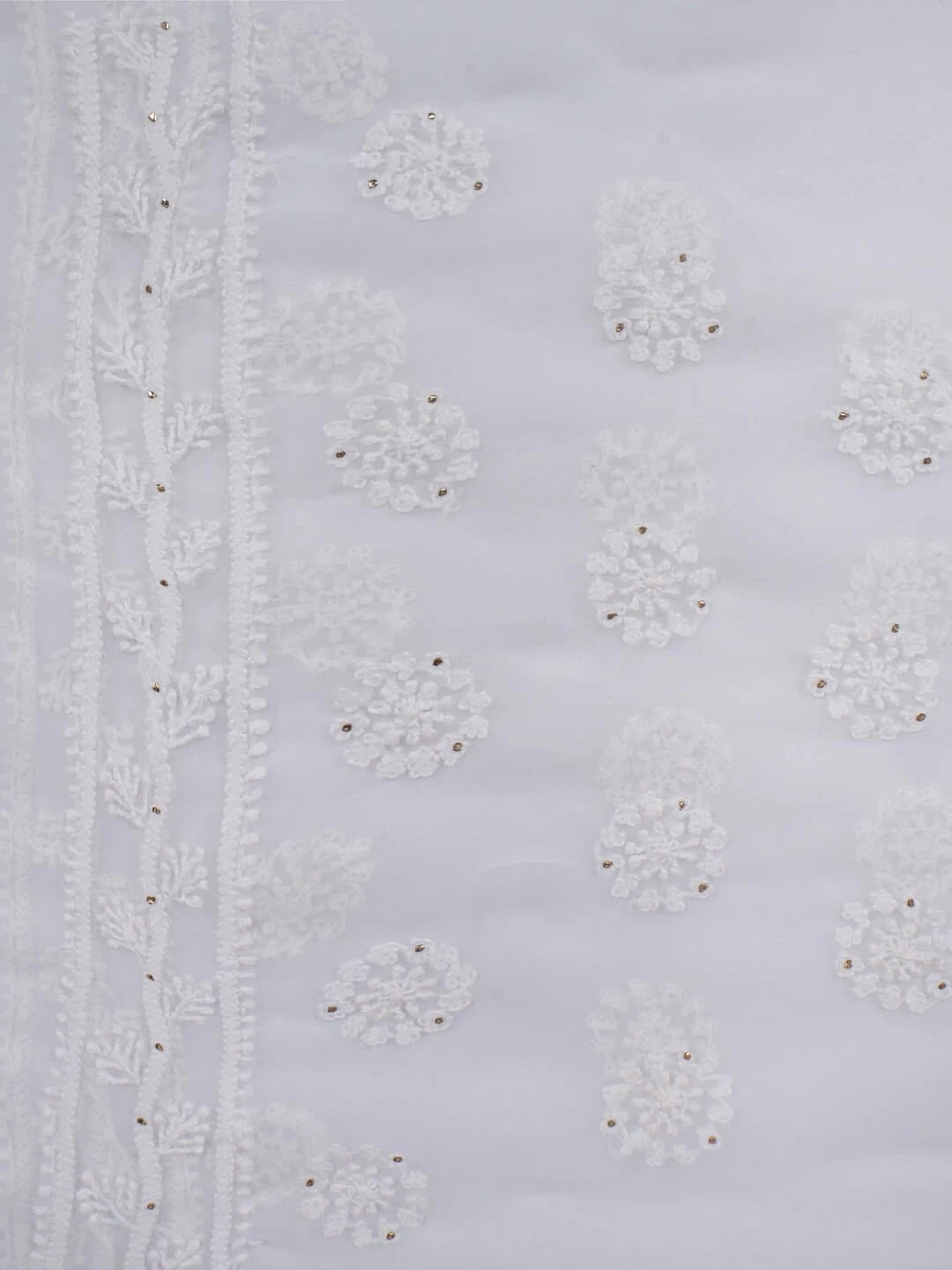 Ada Hand Embroidered White Georgette Lucknowi Chikankari Saree/Blouse With Muqaish Work 01A93955
