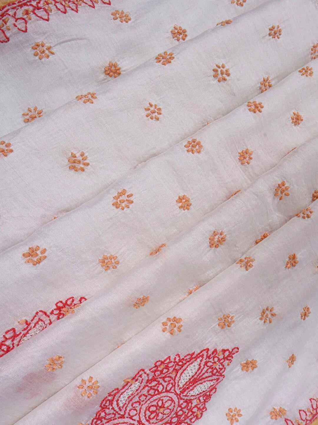 Ada Hand Embroidered White Chanderi Lucknowi Chikankari Saree With Blouse 01A227838