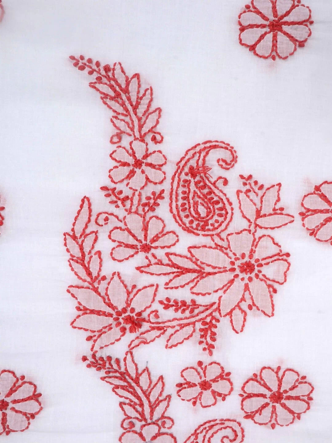 Ada Hand Embroidered White Cotton Lucknowi Chikankari Saree With Blouse 01A240093
