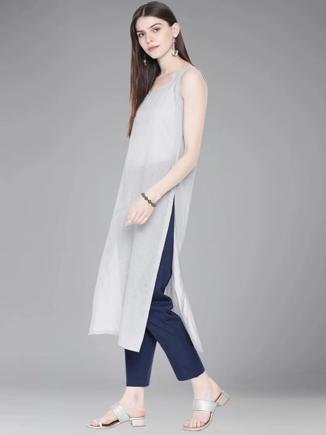 Ada Hand Embroidered Grey Georgette Lucknowi Chikankari Straight Kurta With Slip A224009