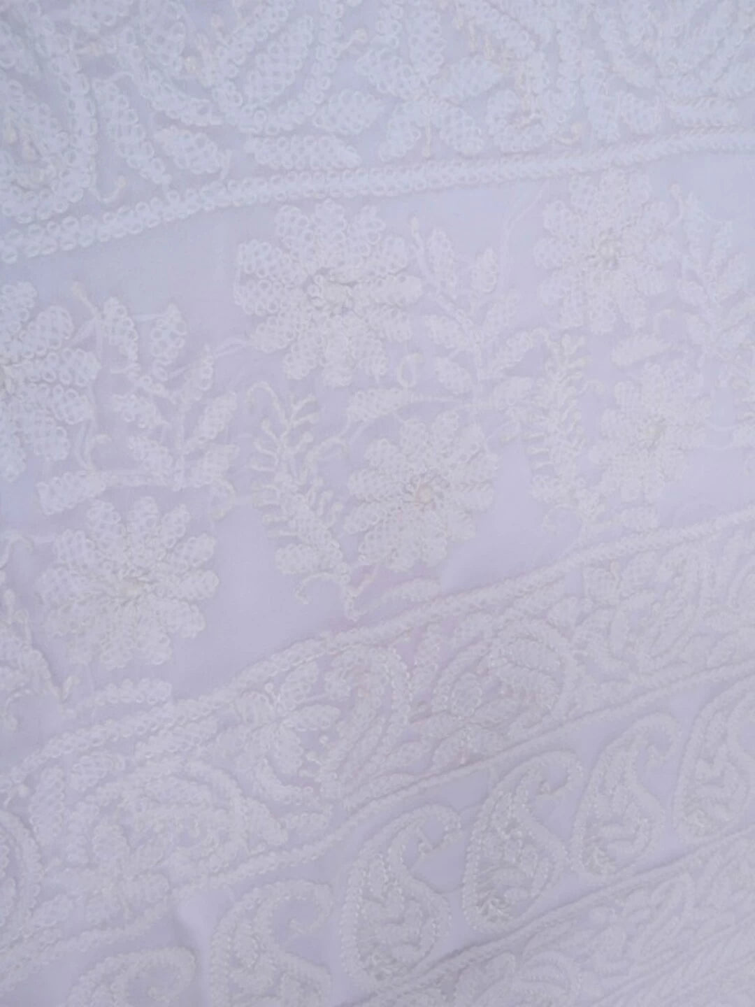 Ada Hand Embroidered White Georgette Lucknowi Chikankari Saree With Blouse 01A199459