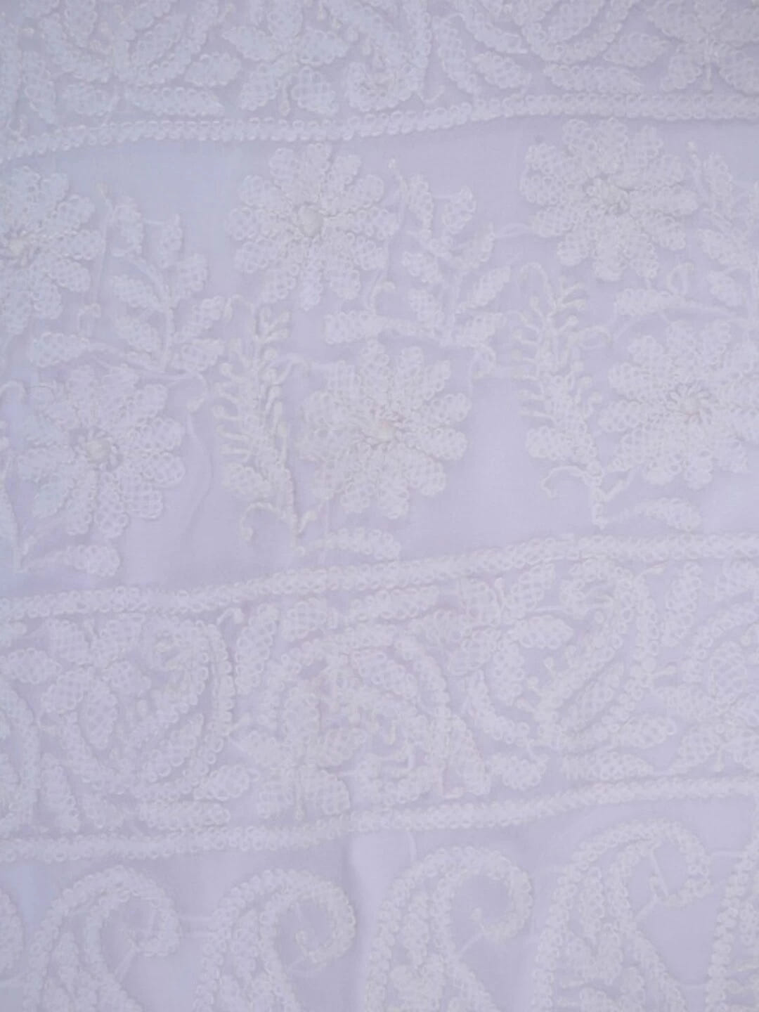 Ada Hand Embroidered White Georgette Lucknowi Chikankari Saree With Blouse 01A199459