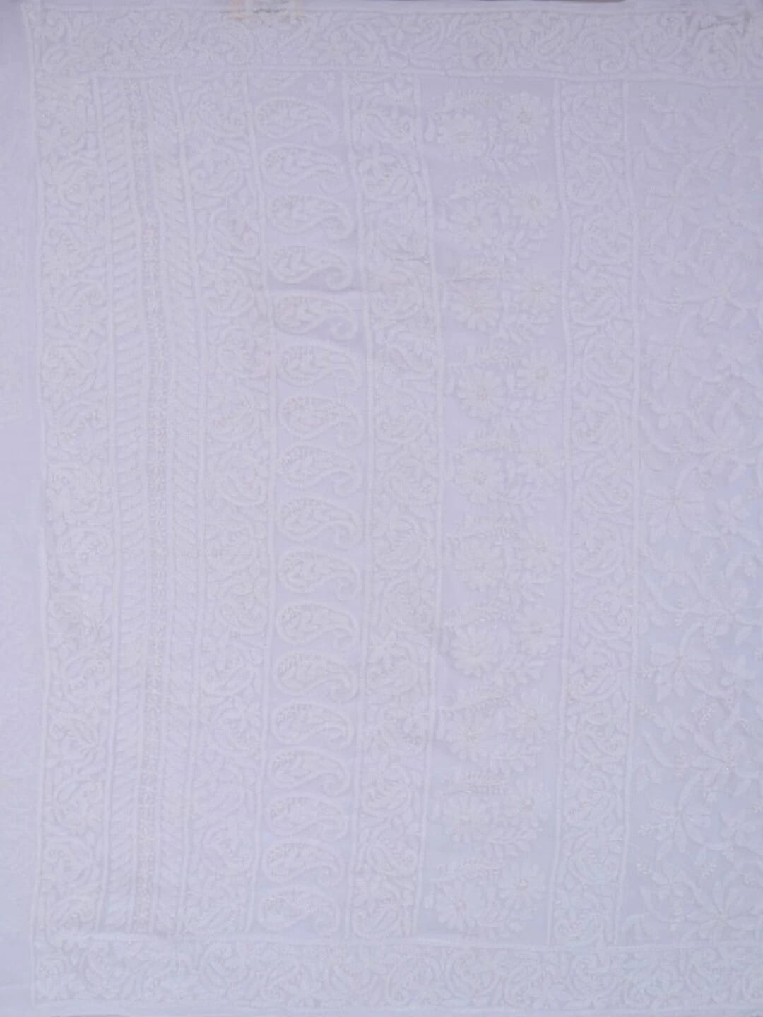 Ada Hand Embroidered White Georgette Lucknowi Chikankari Saree With Blouse 01A199459