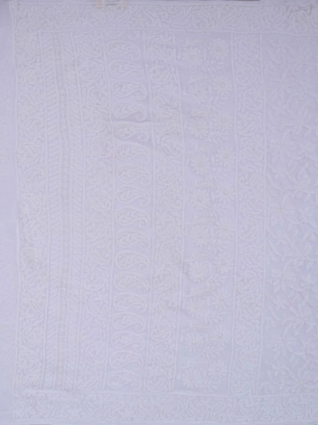 Ada Hand Embroidered White Georgette Lucknowi Chikankari Saree With Blouse 01A199459