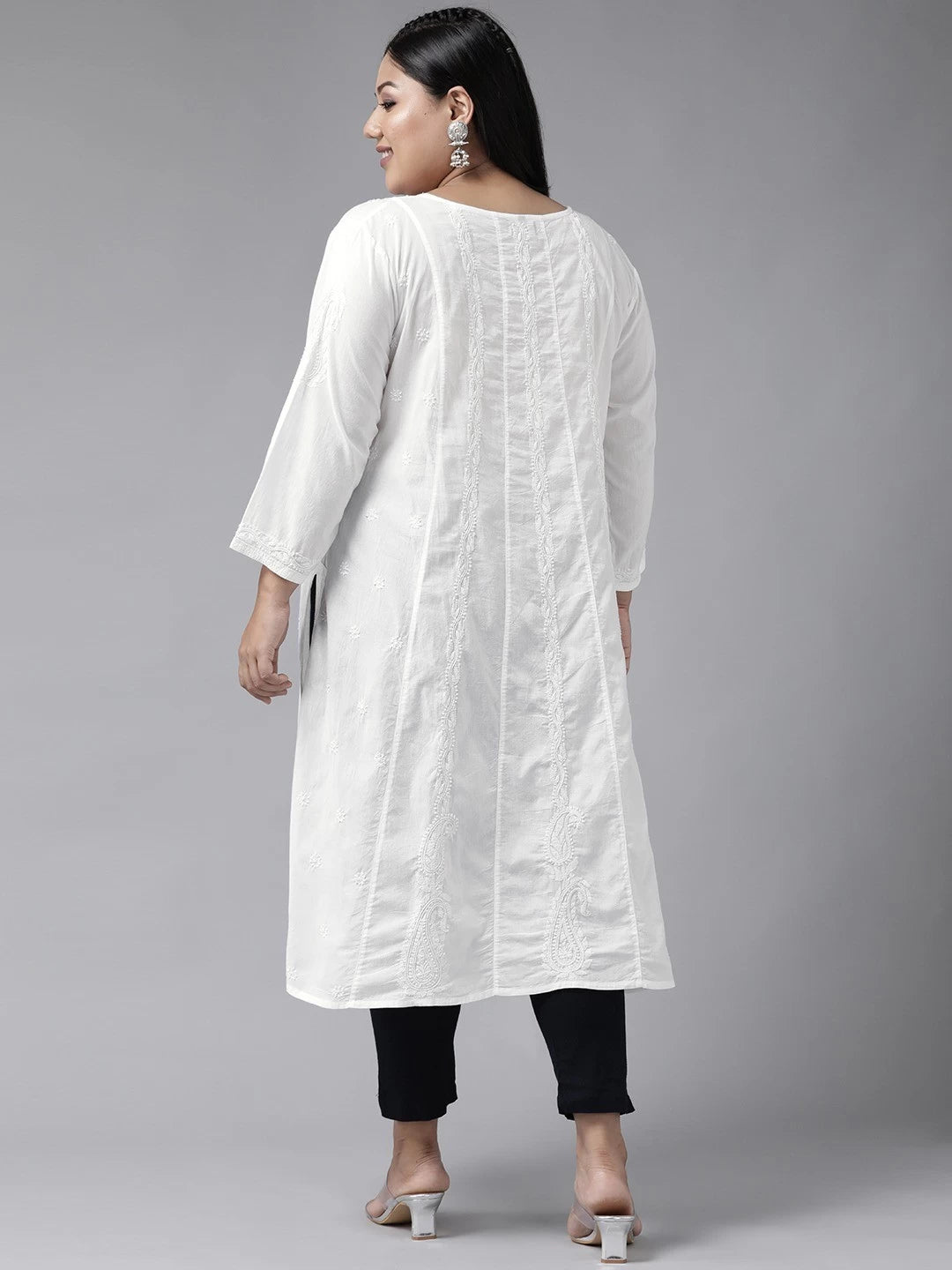 Ada Hand Embroidered White Cotton Lucknowi Chikankari Straight Kurta A100142