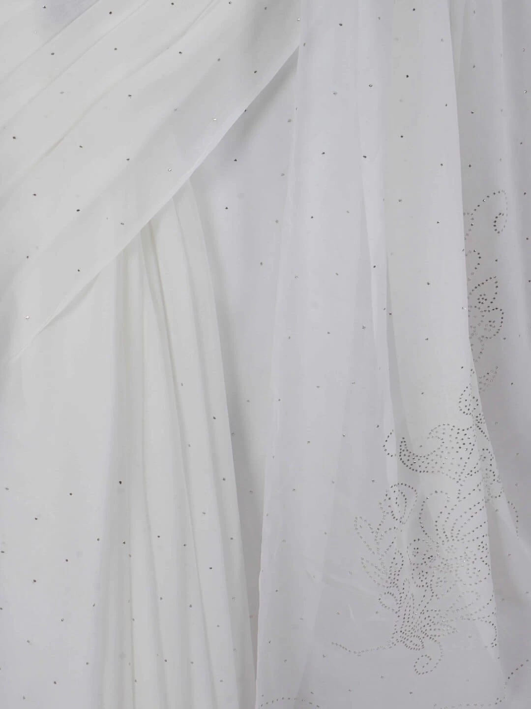 Ada Hand Embroidered White Georgette Lucknowi Chikankari Saree/Blouse With Muqaish Work 01A243696