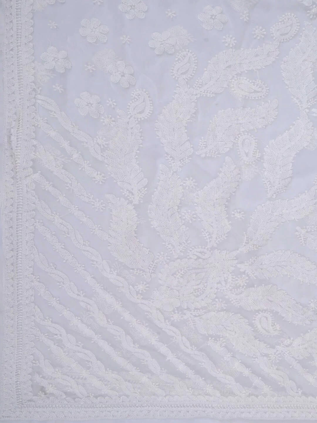 Ada Hand Embroidered White Georgette Lucknowi Chikankari Saree With Blouse 01A261994