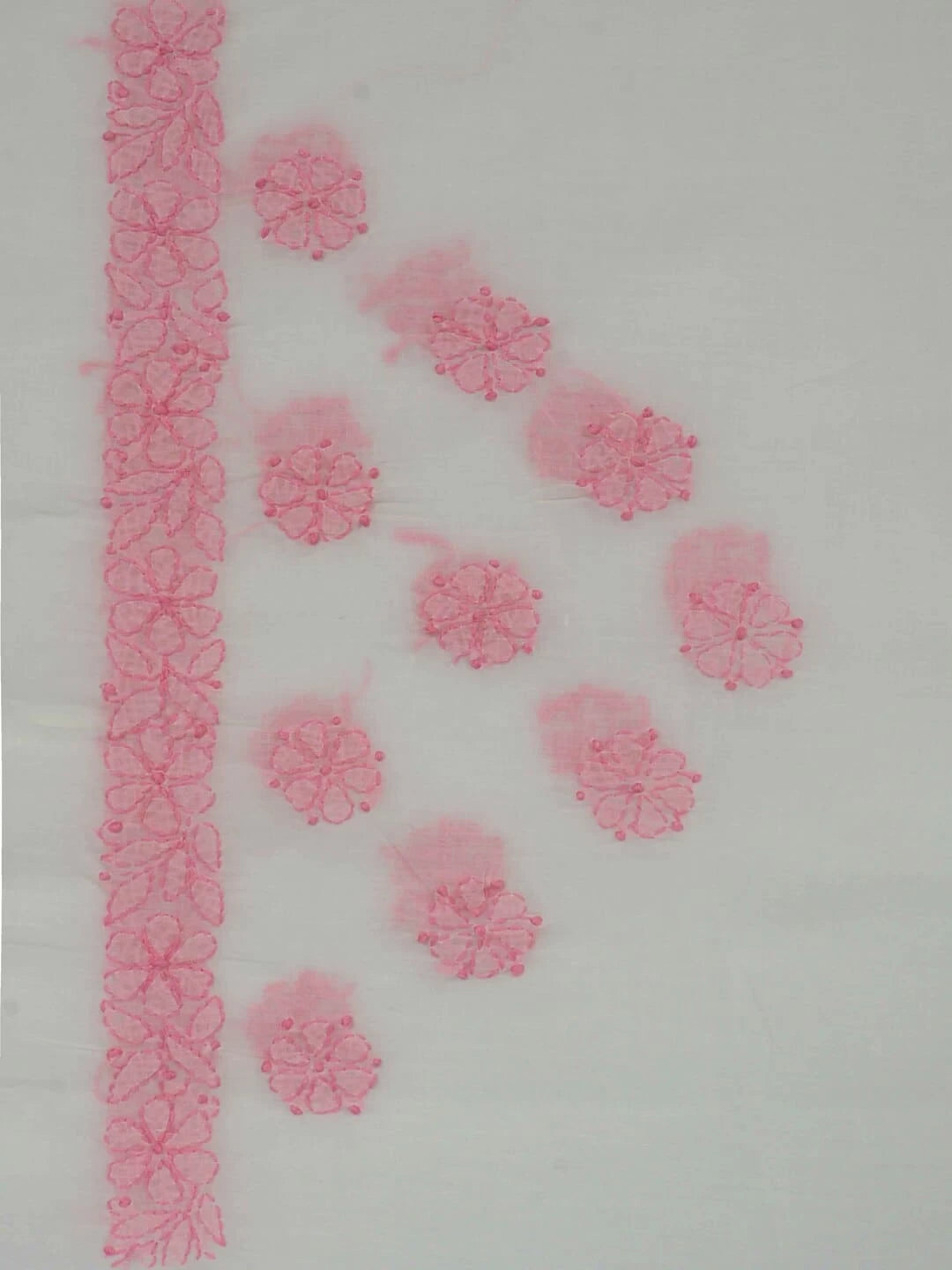 Ada Hand Embroidered Cream Cotton Lucknowi Chikankari Saree With Blouse 01A218518
