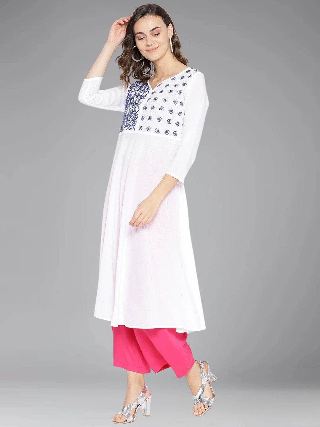 Ada Hand Embroidered White Cotton Lucknowi Chikankari A-line Kurta With Muqaish Work A100052