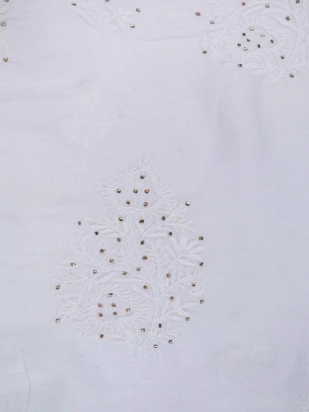 Ada Hand Embroidered White Muslin Lucknowi Chikankari Unstitched Kurta Piece With Muqaish Work 01A167520