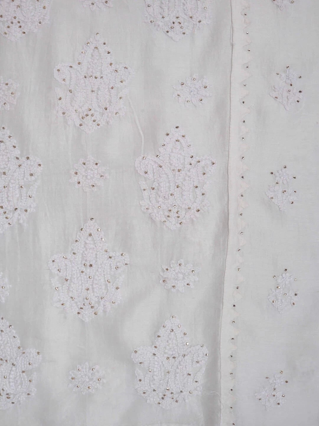Ada Hand Embroidered Off White Chanderi Lucknowi Chikankari Unstitched Kurta Piece With Muqaish Work 01A209330
