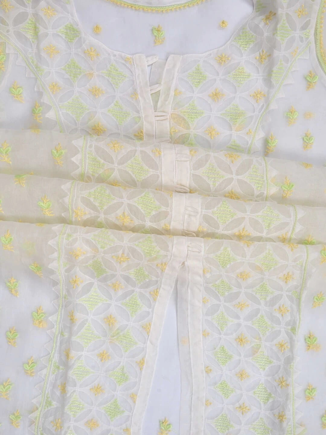 Ada Hand Embroidered White Organza Lucknowi Chikankari Semi-Stitched Kurta Piece 01A189973