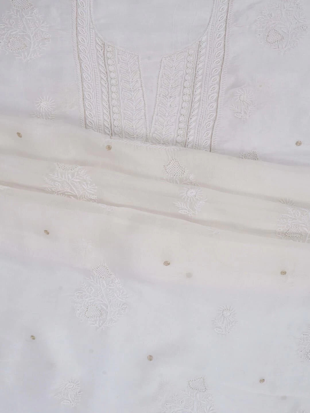 Ada Hand Embroidered White Organza Lucknowi Chikankari Unstitched Kurta Piece With Pearl Work 01A58431